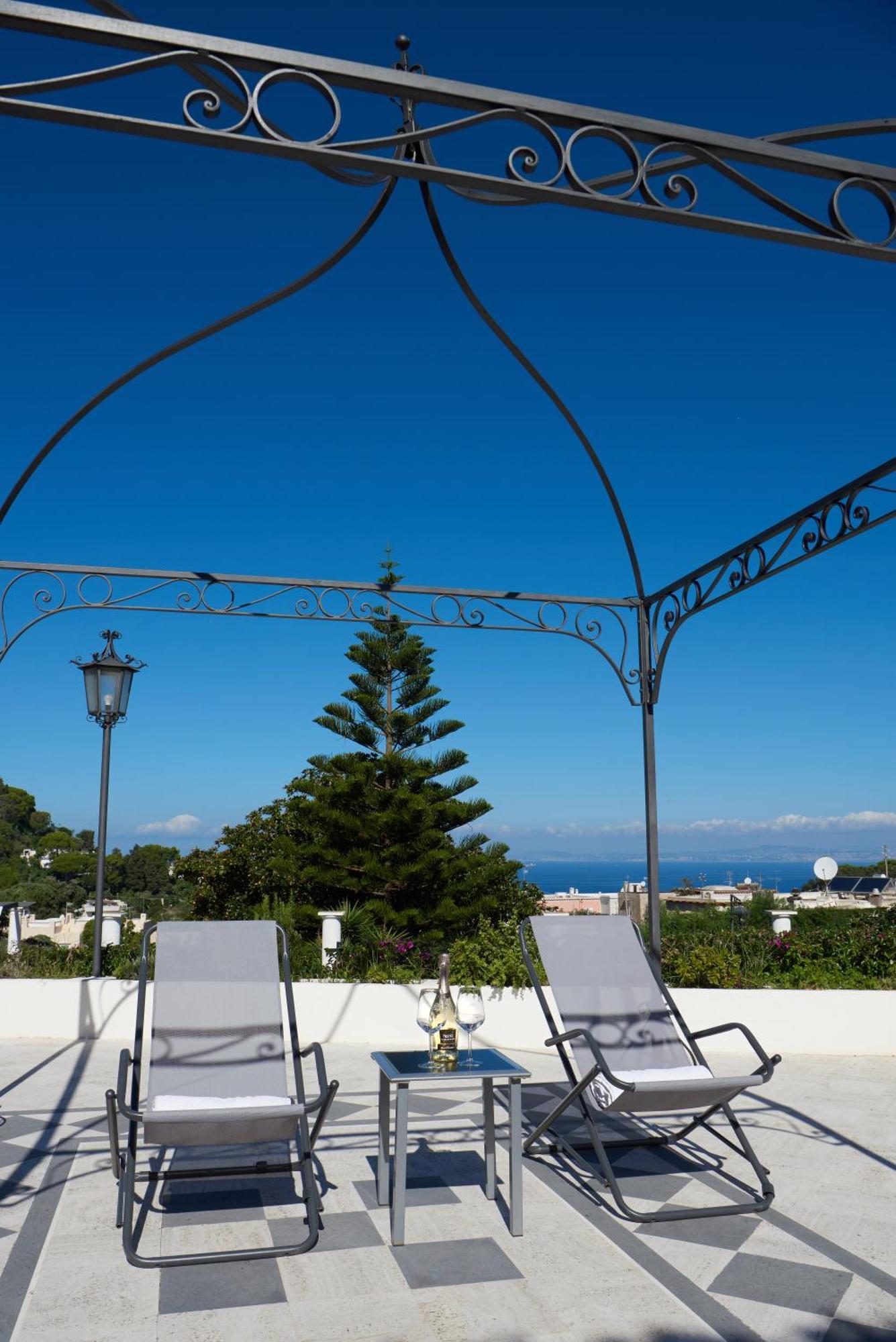 La Casa Dei Merli กาปรี ภายนอก รูปภาพ