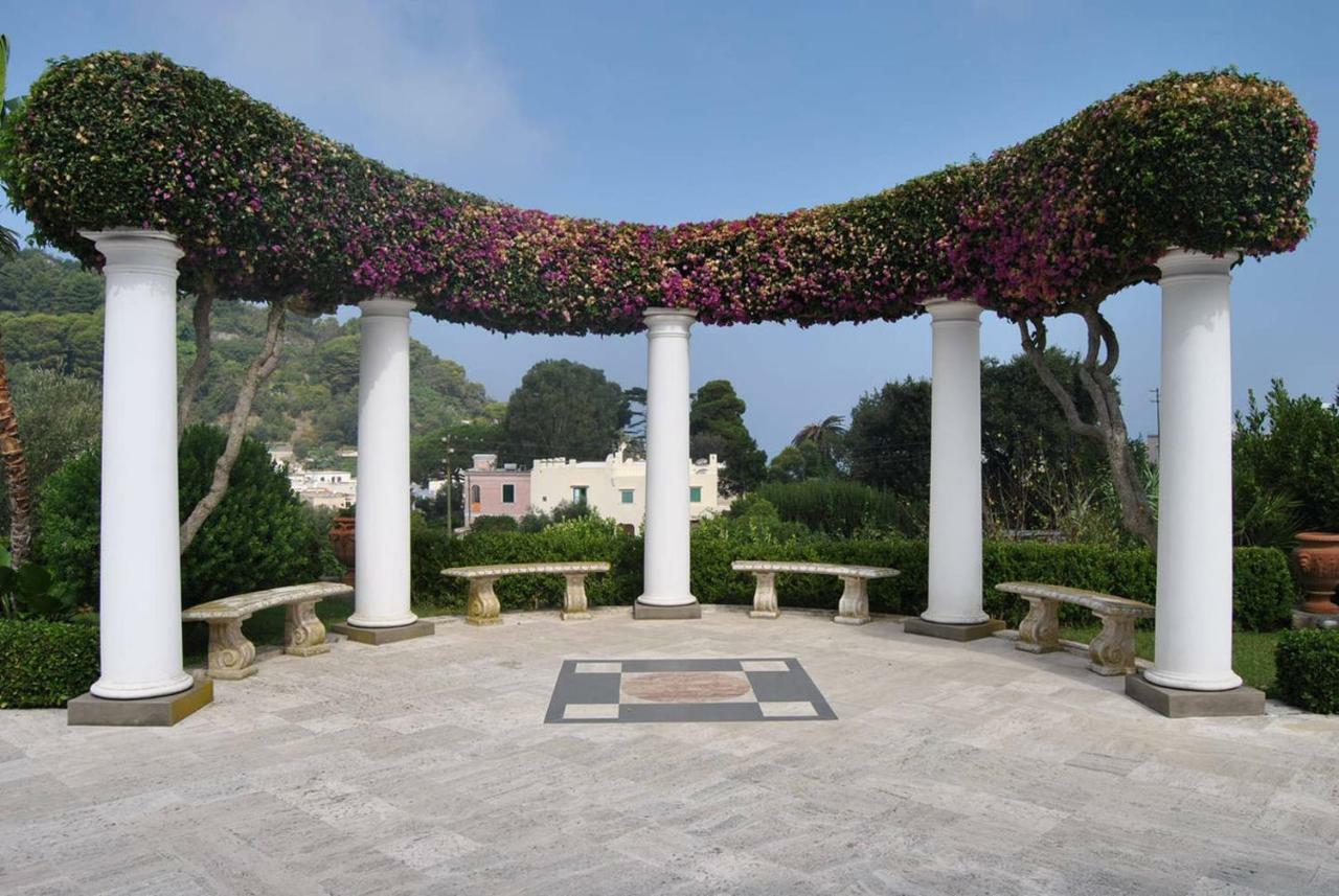La Casa Dei Merli กาปรี ภายนอก รูปภาพ