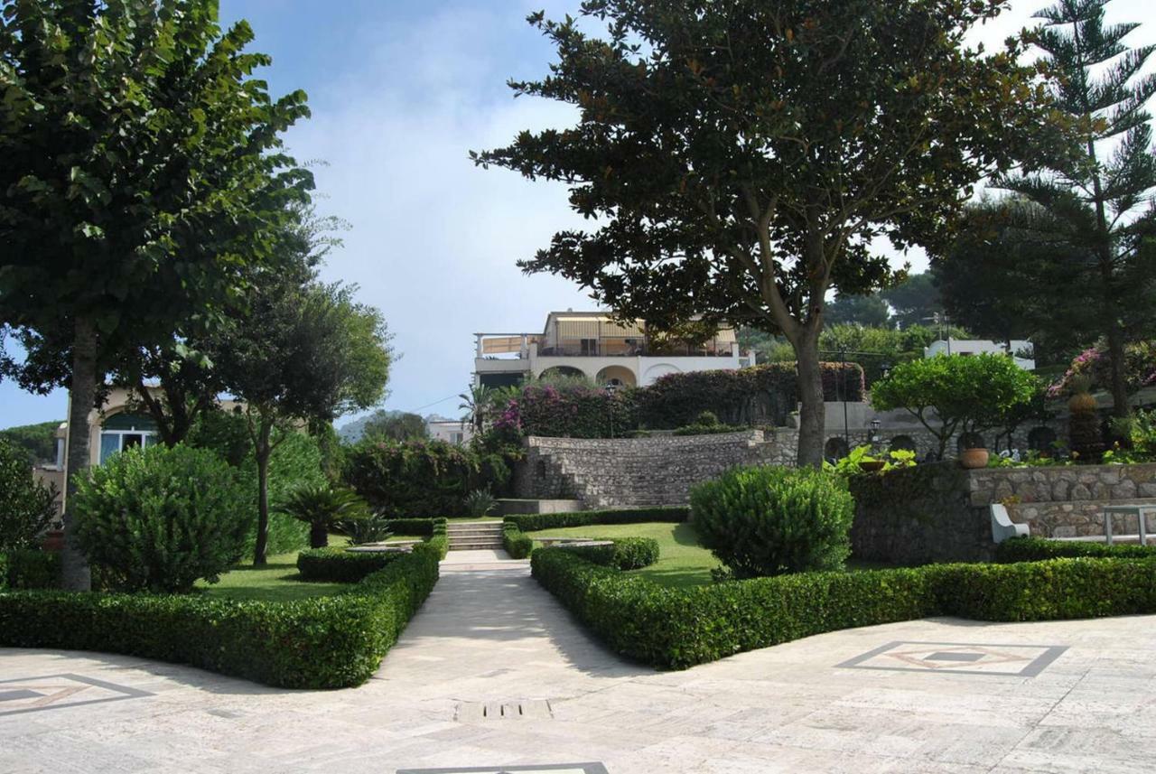 La Casa Dei Merli กาปรี ภายนอก รูปภาพ